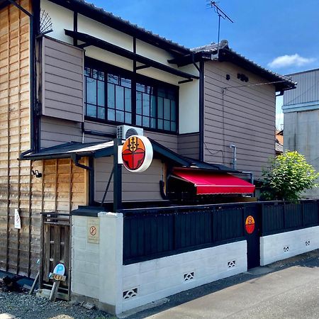 Okiya Guest House & Tapas Bar Kiryu Экстерьер фото