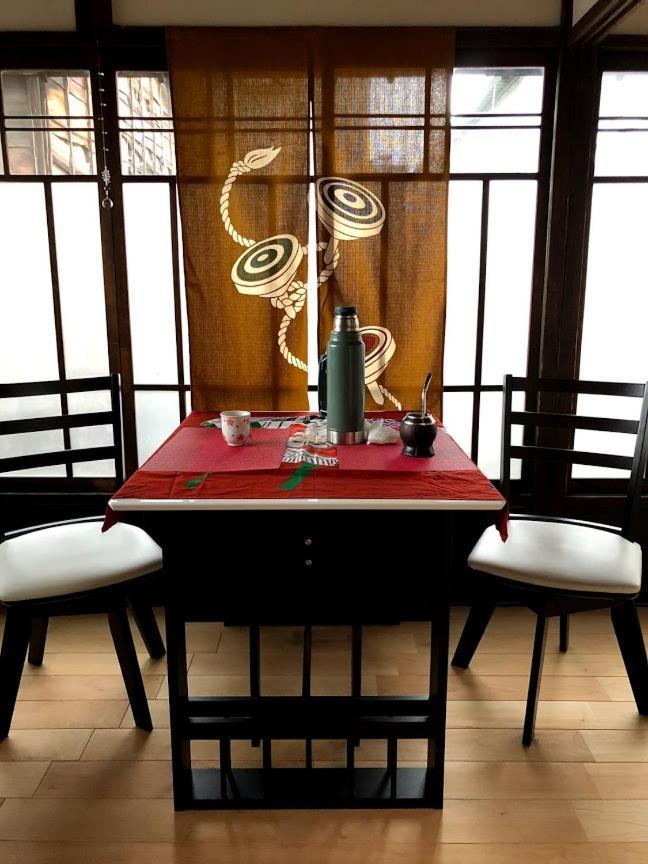 Okiya Guest House & Tapas Bar Kiryu Экстерьер фото