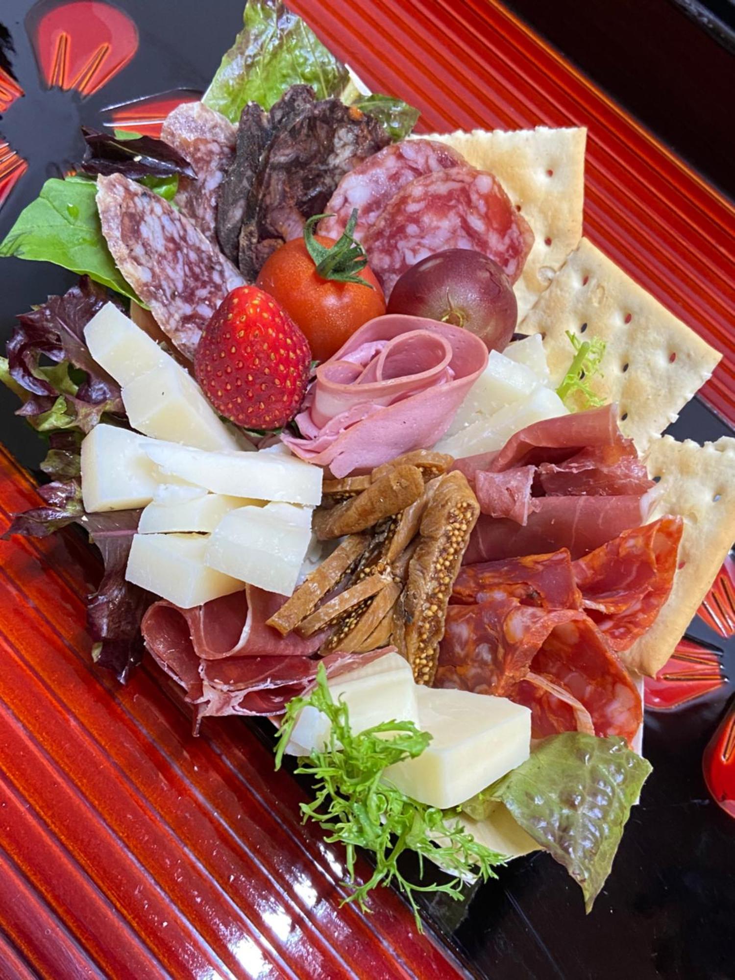 Okiya Guest House & Tapas Bar Kiryu Экстерьер фото