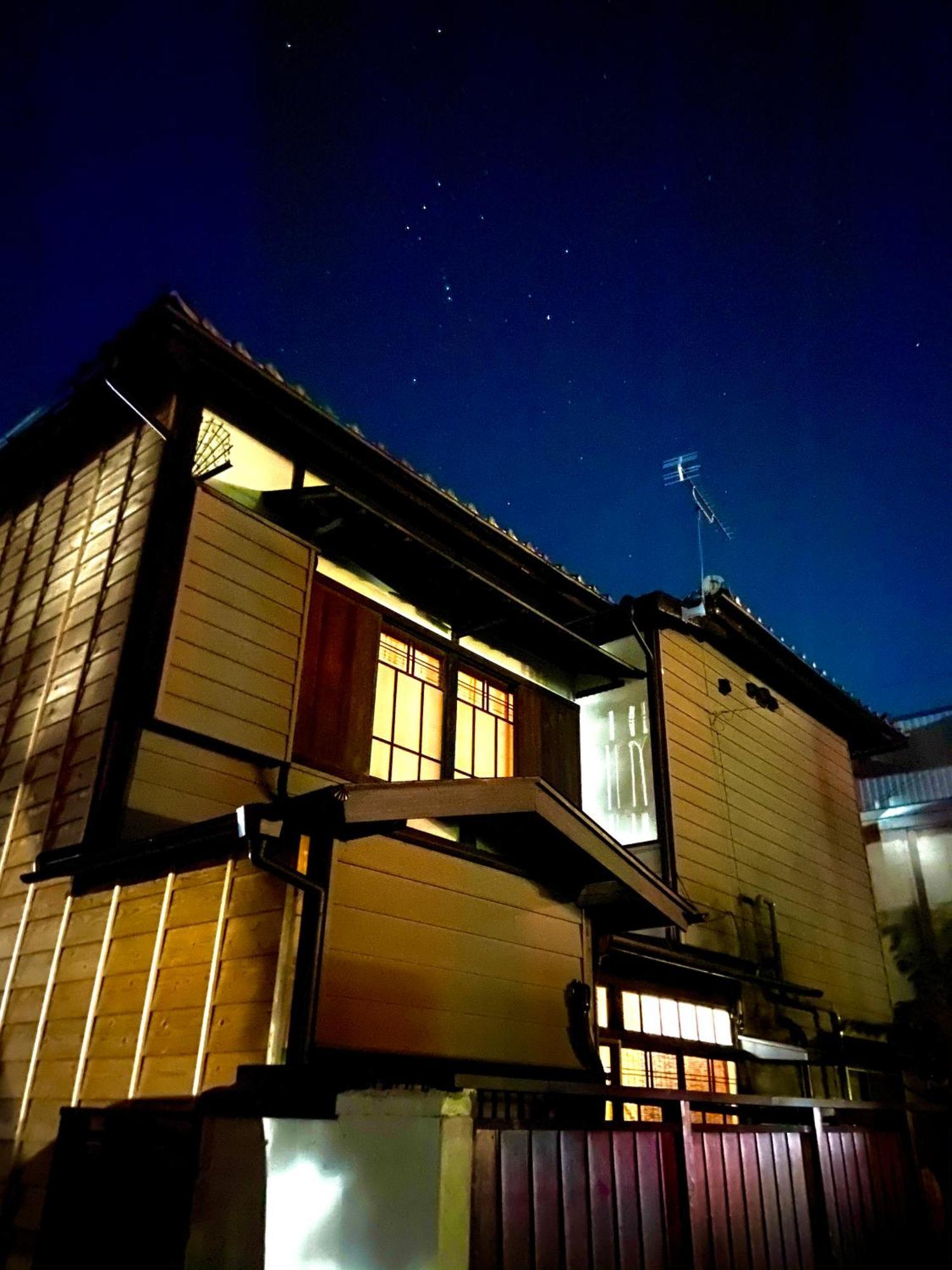 Okiya Guest House & Tapas Bar Kiryu Экстерьер фото